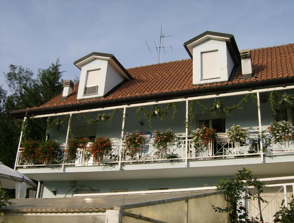 Il Giardino Delle Farfalle Valgioie Exteriör bild